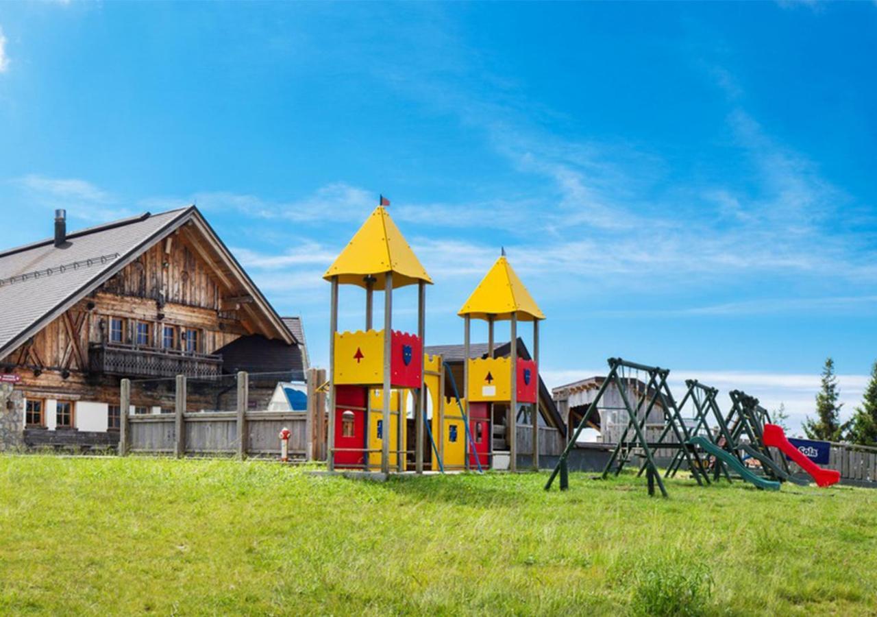 Alpska Perla Apartments 采尔克诺 外观 照片